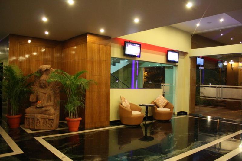 La Franklin Hotel Bhubaneswar Exterior foto