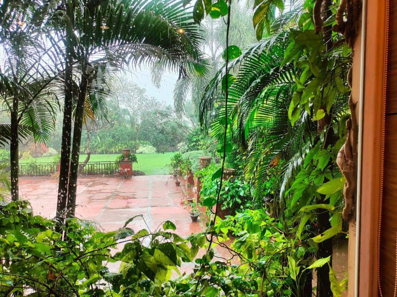 La Franklin Hotel Bhubaneswar Exterior foto