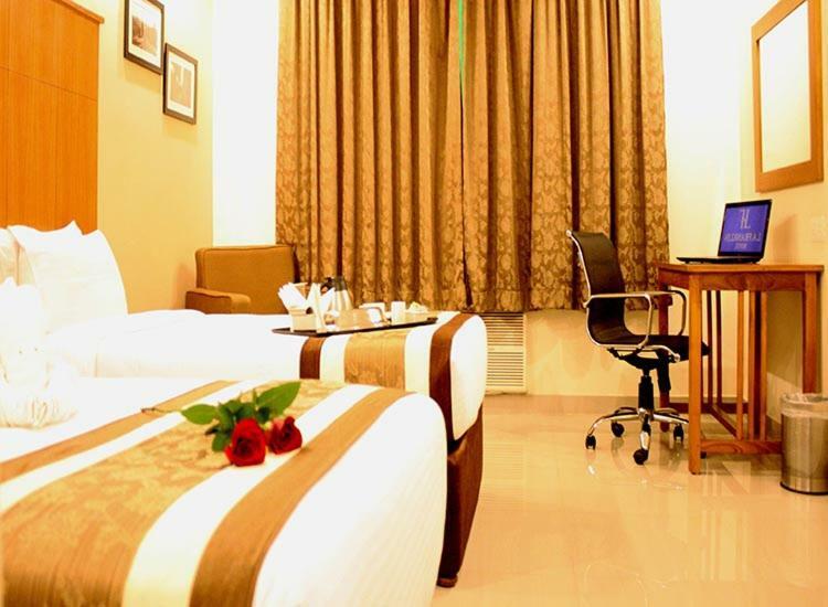 La Franklin Hotel Bhubaneswar Exterior foto
